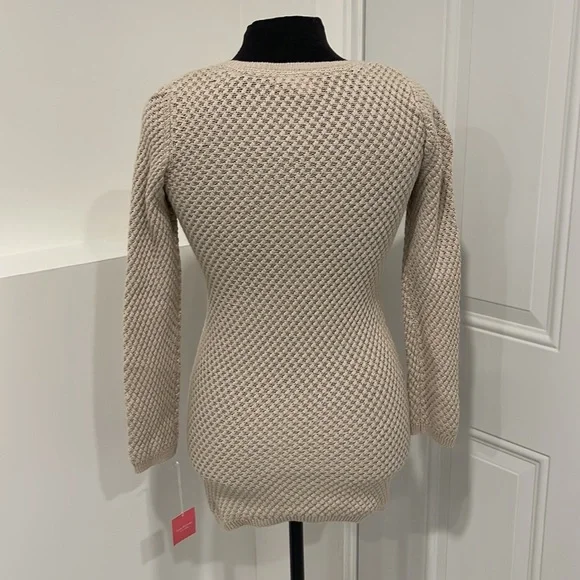 Tight knitted sweater by Isaac Mizrahi - Picture 3 of 5